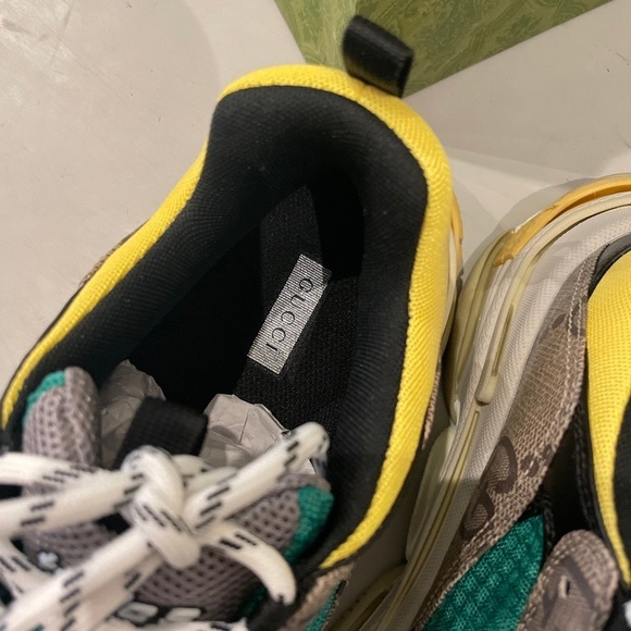 GUCCI X Balenciaga Triple S - Picture 6 of 13